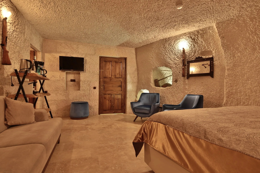 The Owl Cave Hotel