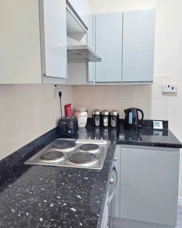 Spacious,luxury, Near City Center, Free Parking