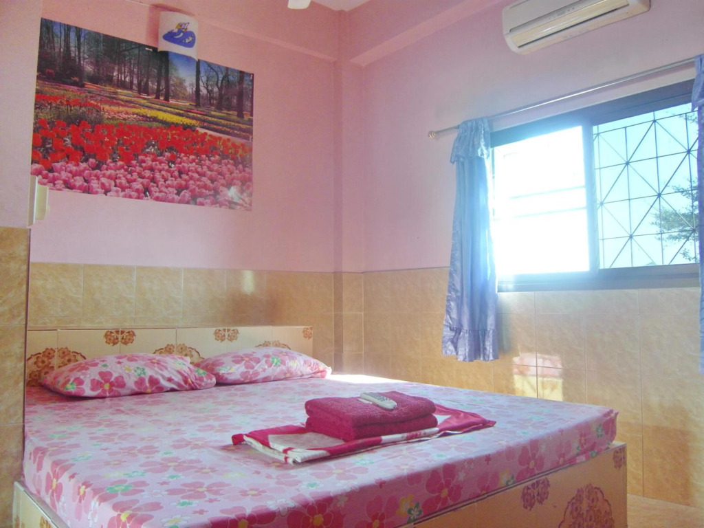 RuengsriSiri Guesthouse