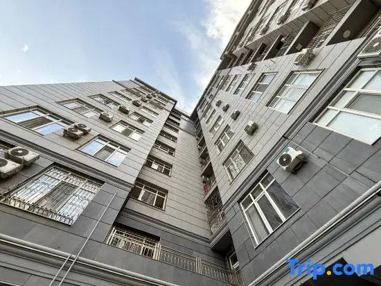 Уютные апартаменты на Уметалиева 113 / City Apartments Umetaliev 113
