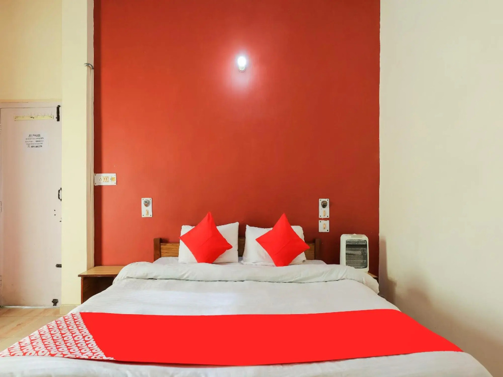 OYO Flagship 86192 Hotel Tulip