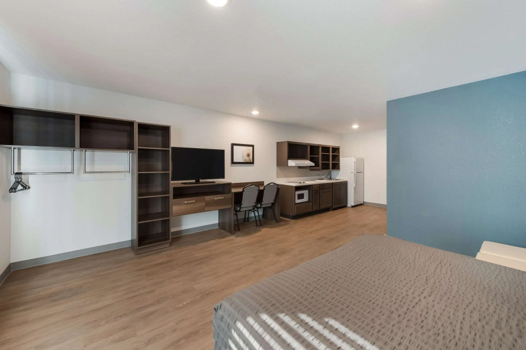 WoodSpring Suites Dayton North