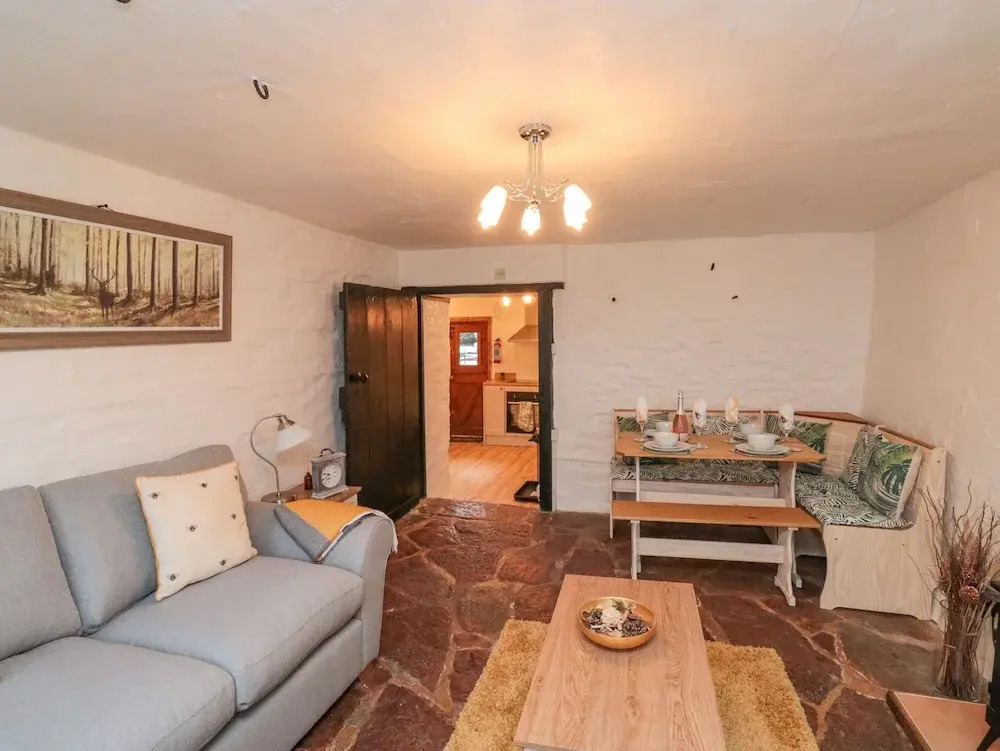 Honeysuckle Cottage