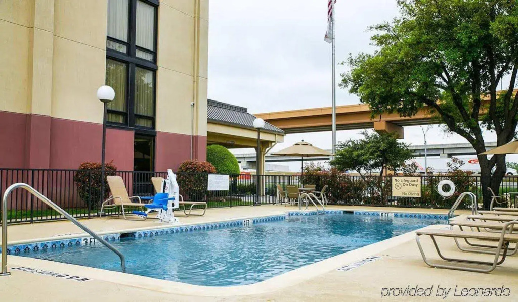 Comfort Inn Dallas North Love Field Airport