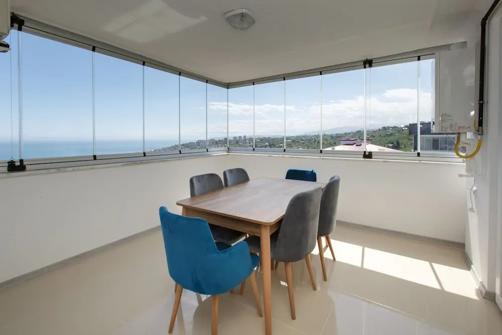 Golden Star Suites