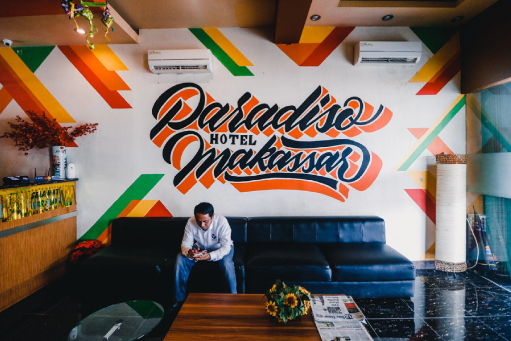 Reddoorz Plus near Makassar Town Square