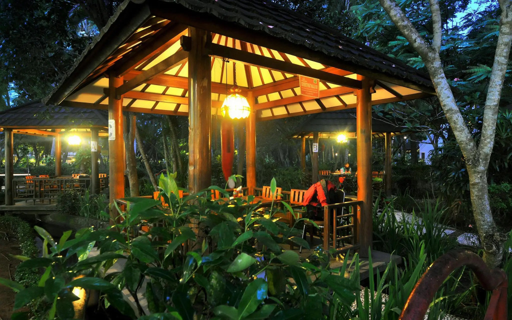Candisari Hotel & Resto