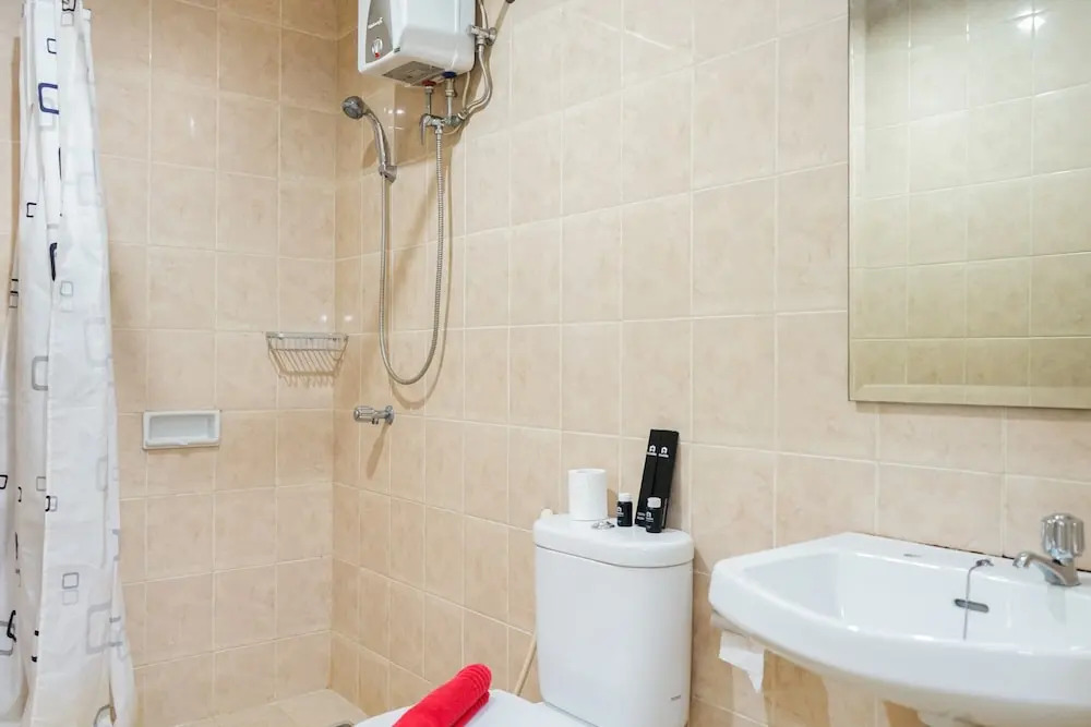 2BR Cosmo Terrace Apartment next to Thamrin City