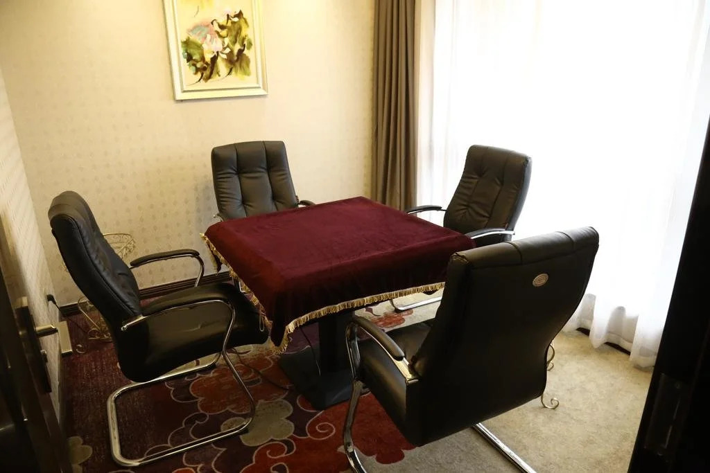 Jingshan Hoilday Hotel