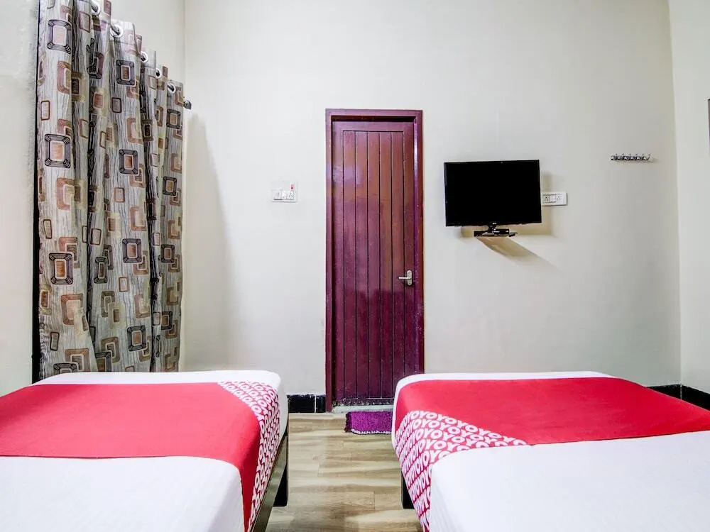 Sunrise Villas by OYO Rooms