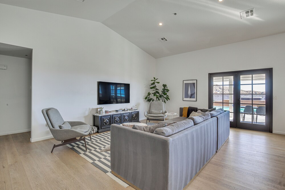 Desert Hot Springs Home w/ Saltwater Pool & Views