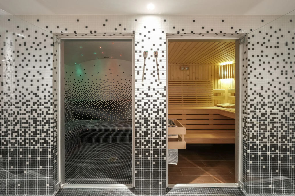 Renaissance Paris Republique Hotel & Spa