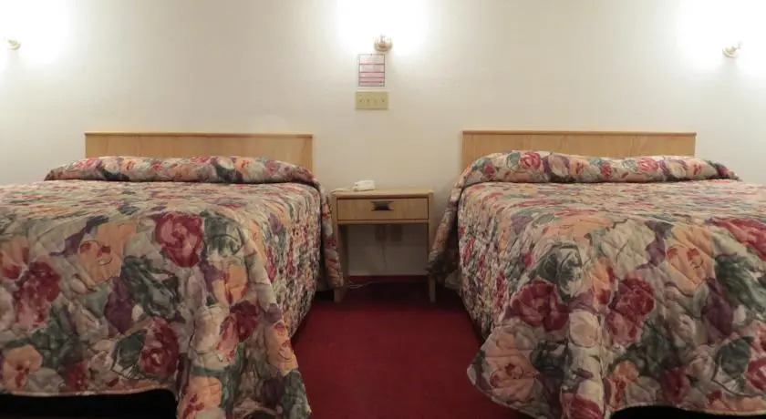 Courtesy Inn Motel