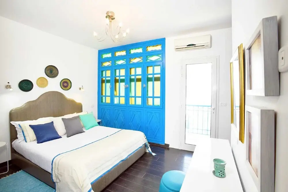 Le Turquoise