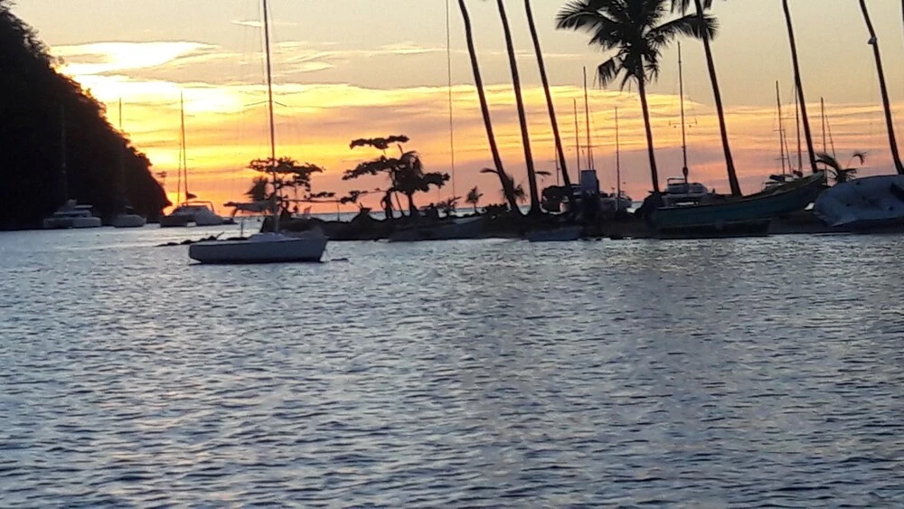 Mango Beach Inn