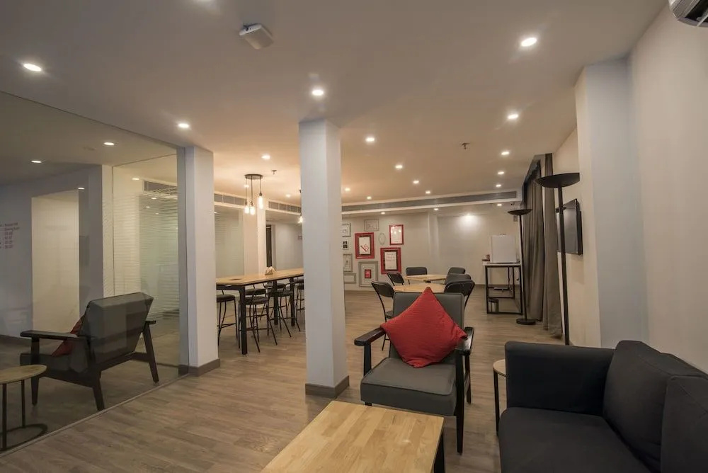 OYO Townhouse 033 Siri Fort