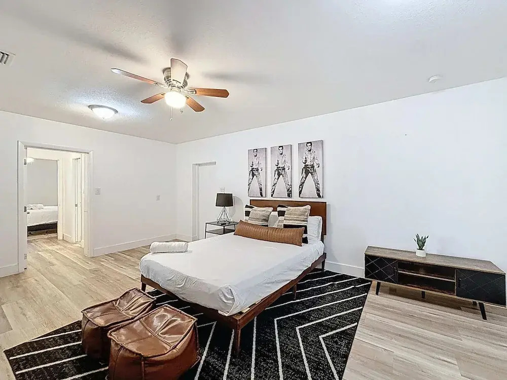 6616 Travis Blvd