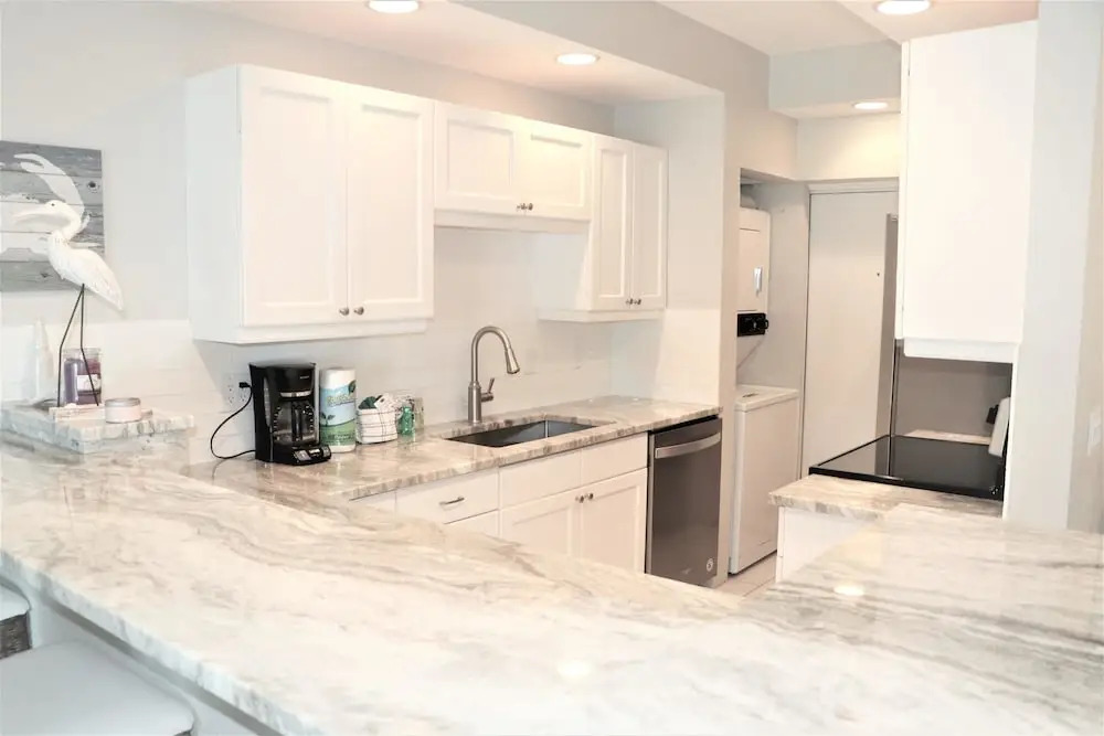 Jamaica Royale T23 - 2 Br Condo