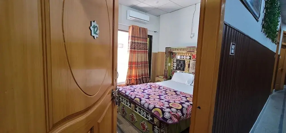 Hotel Holiday Inn