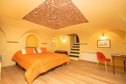 Flat 2 Bedrooms 1 Bathroom - Genoa