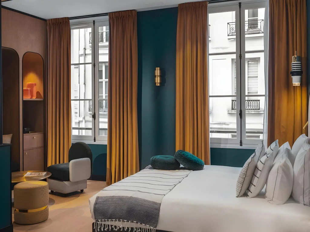 Dandy Hotel