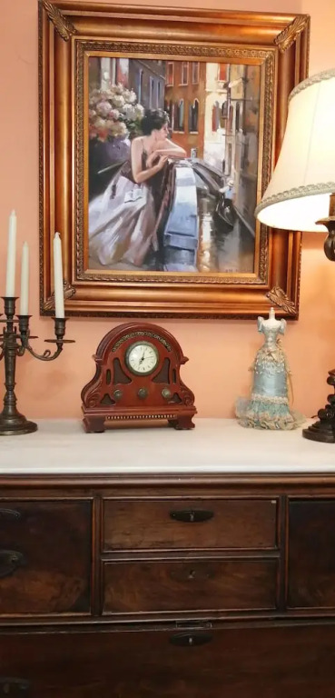 Helen's family home