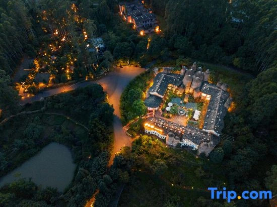 Dongfengyun Niuduoluo Music Castle Hotel