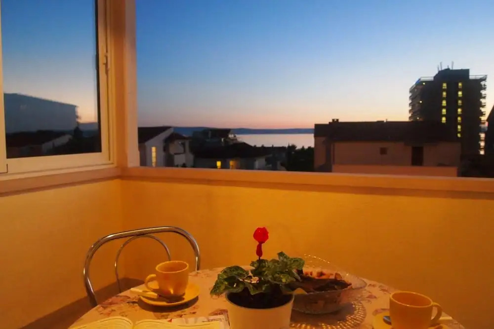 Apartments by the sea Makarska - 21425