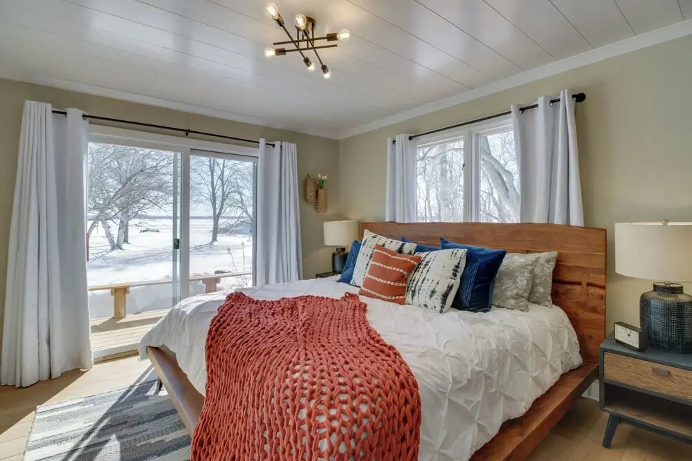 Home Rental on Detroit Lake: Dock, Game Room