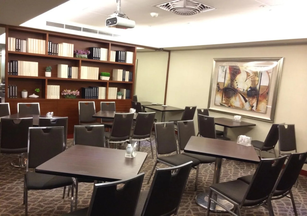 Holiday Inn Express Taipei Train Station by IHG