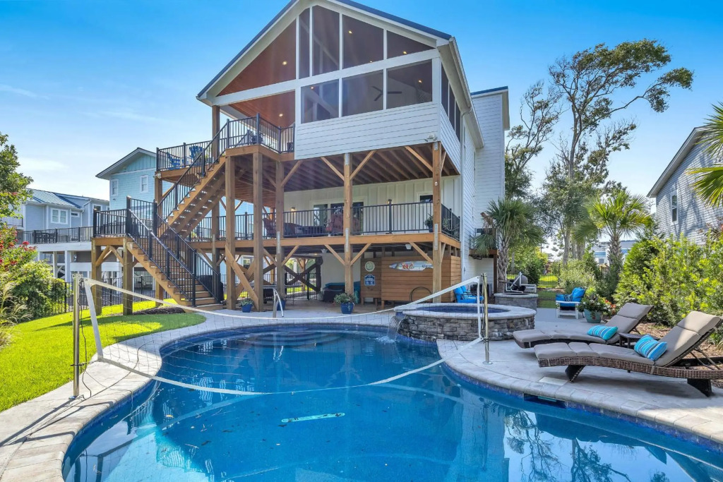 Farmhouse at Turtle Creek by Oak Island Accommodations