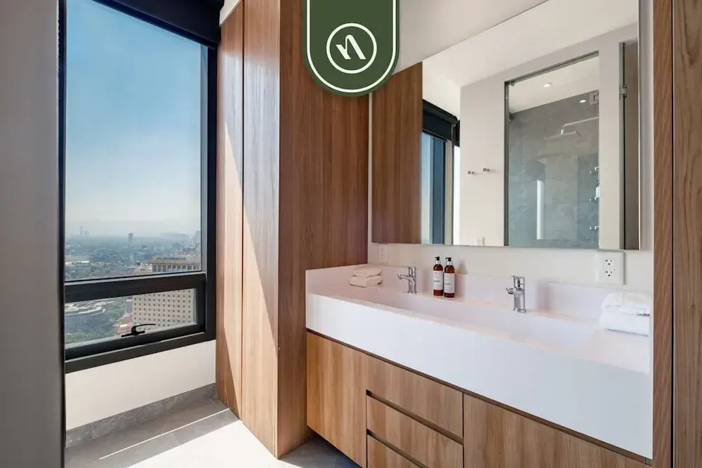 Luxury 2 BR Condo in Reforma - Skyline View - Pool