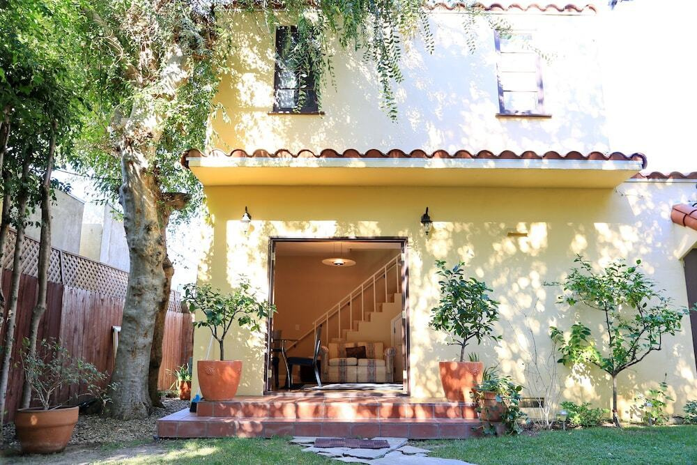 Wilshire Vista One Bedroom Vacation House - RUD 82201