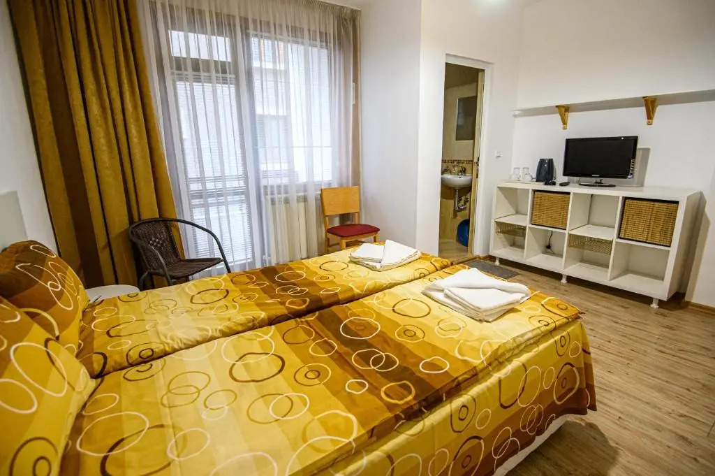 Guest House 7