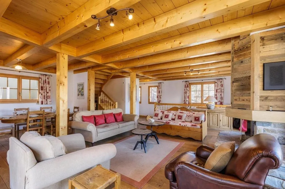 Chalet Coucou Luxury 10 pax Chalet with incredible views and garage