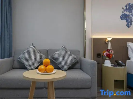 Kyriad Hotel (Xiayi County Keyun Zongzhan Kongzu Zhongzhuan)