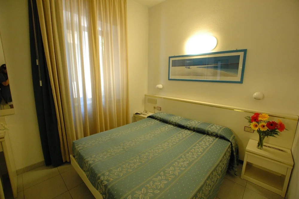 Hotel Crystal