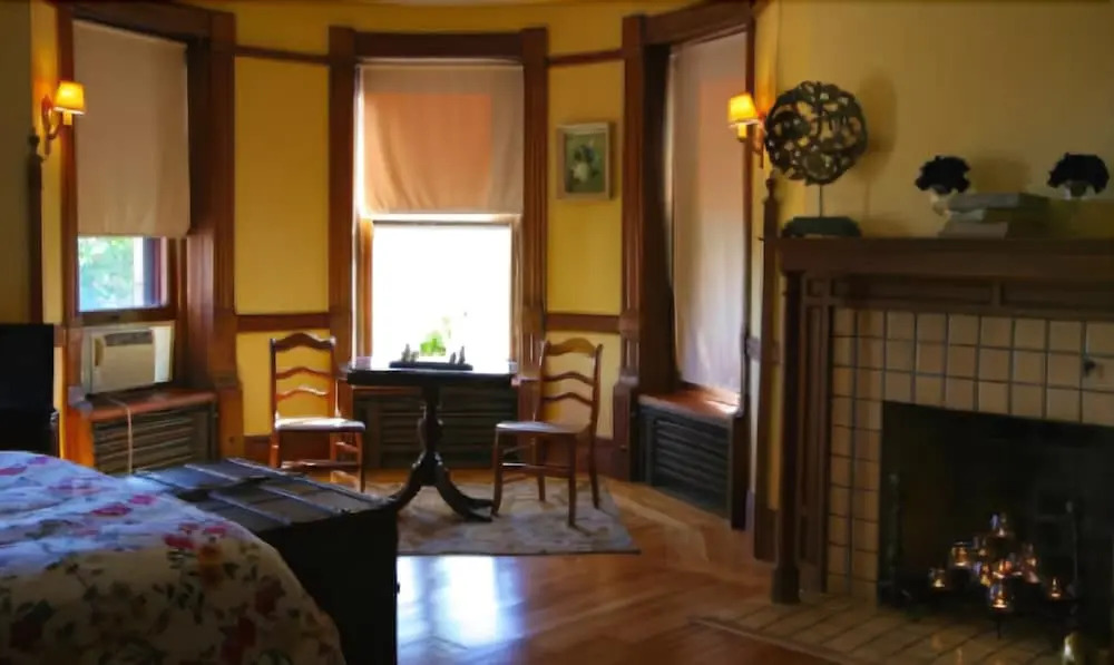 Overlook Mansion