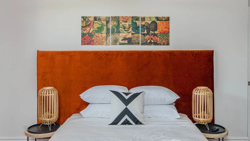 Spacious 4BR Near Old Town by WanderJaunt