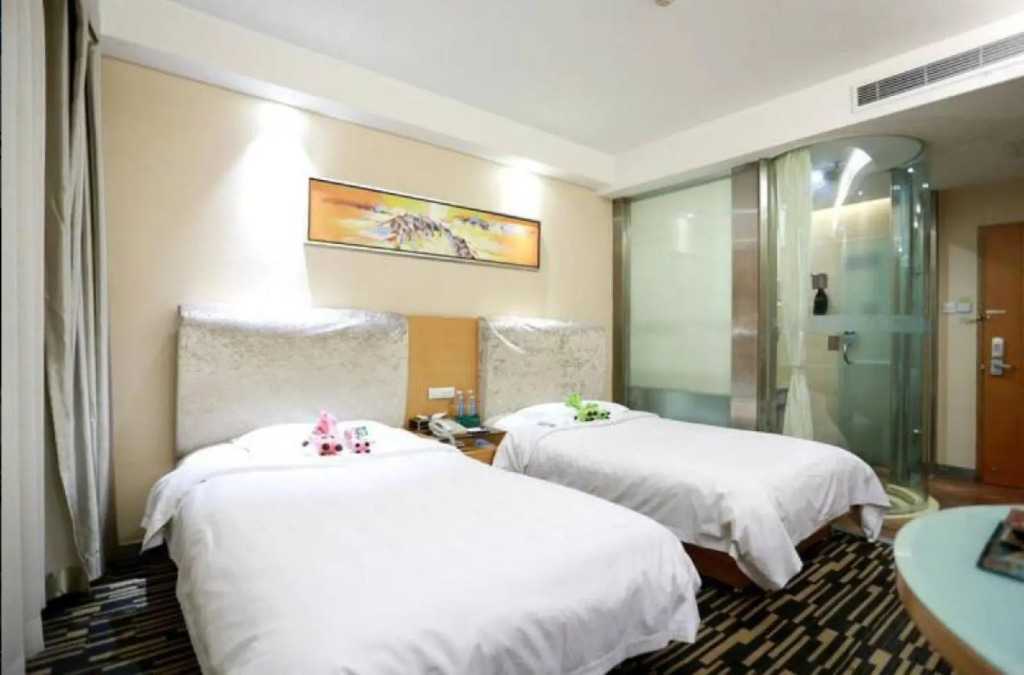 Xian Feilu Business Hotel