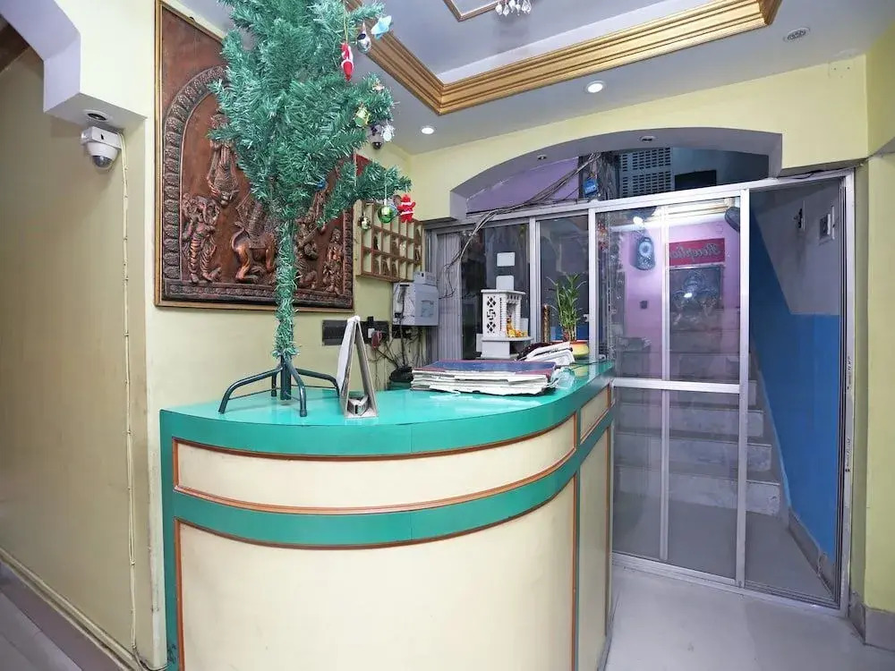 FabHotel Continental