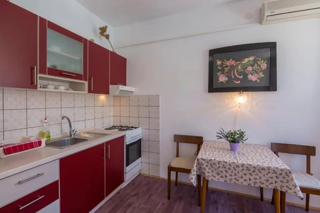 Apartment Riva 5