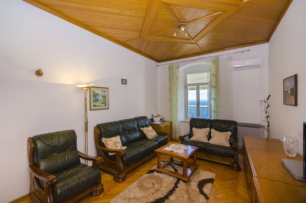 Apartment Jadranka
