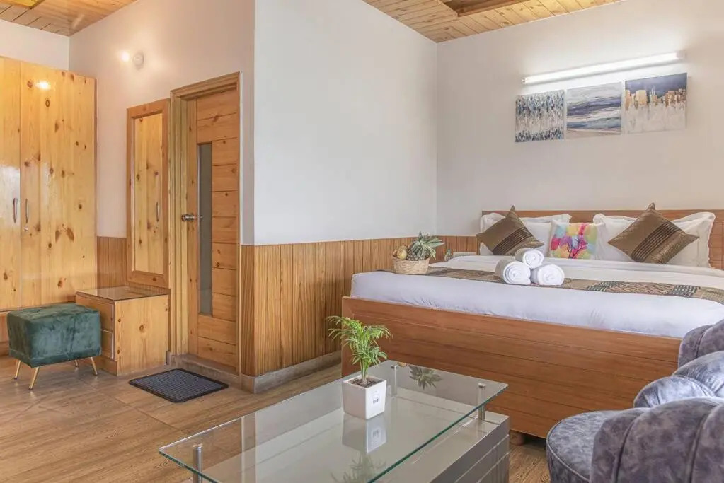 The Croft Kasauli Luxury 4 Bedroom