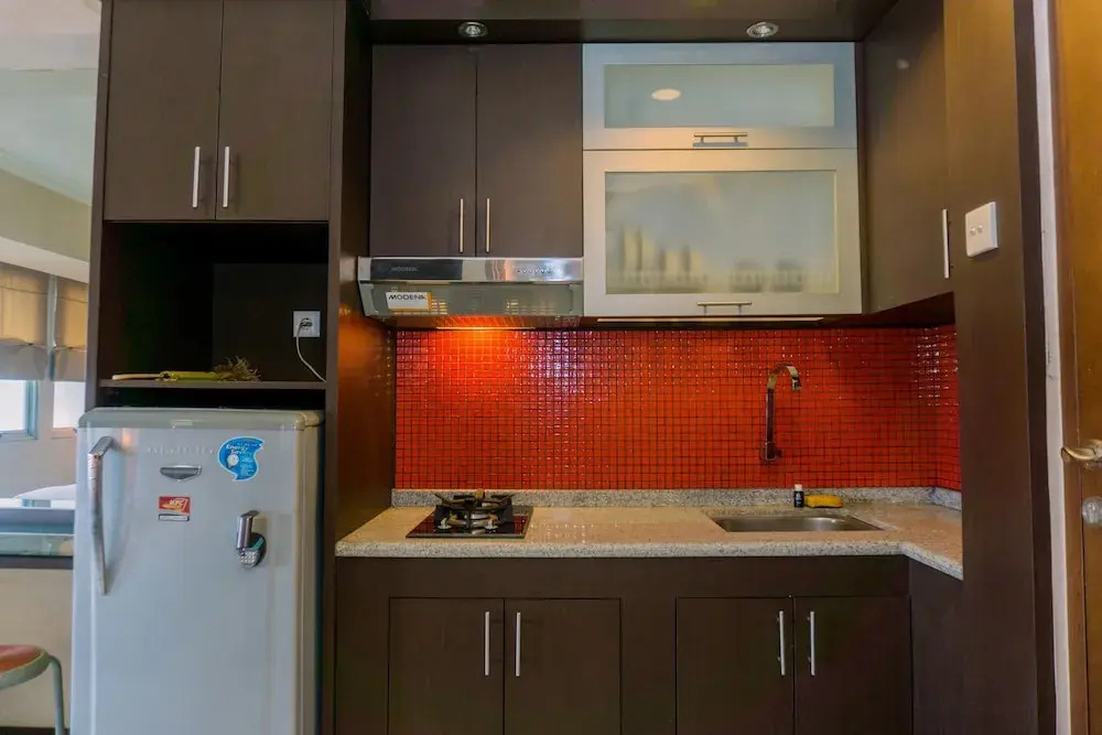 Modern Look And Comfy Studio Great Western Resort Apartment