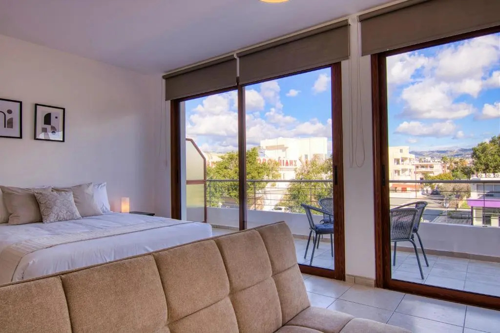 Phaedrus Living City Flat Palas 103