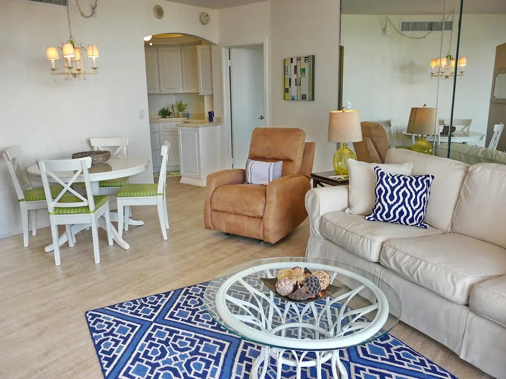 Beachfront Condo With Views of Beach and Spacious Pool