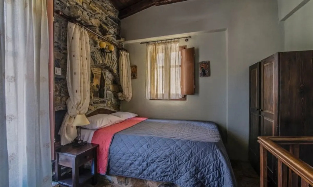 Psamathous Guesthouse