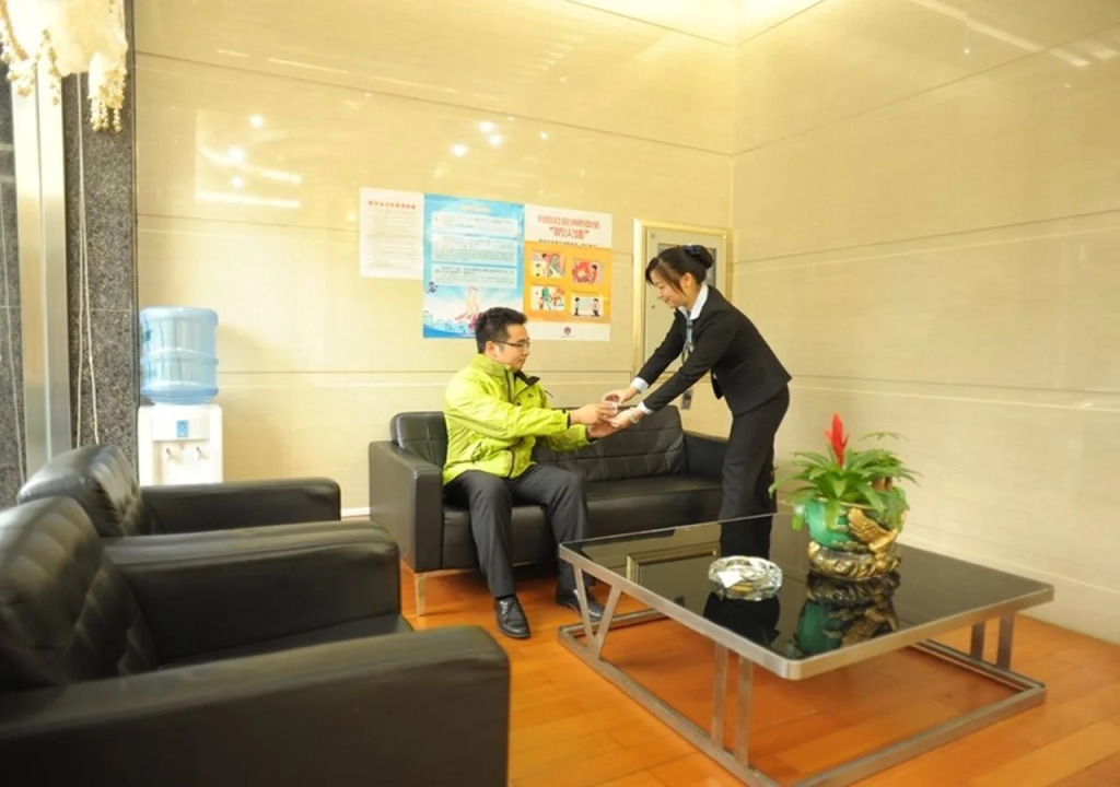 Greentree Alliance Guangzhou Nanpu Metro Station