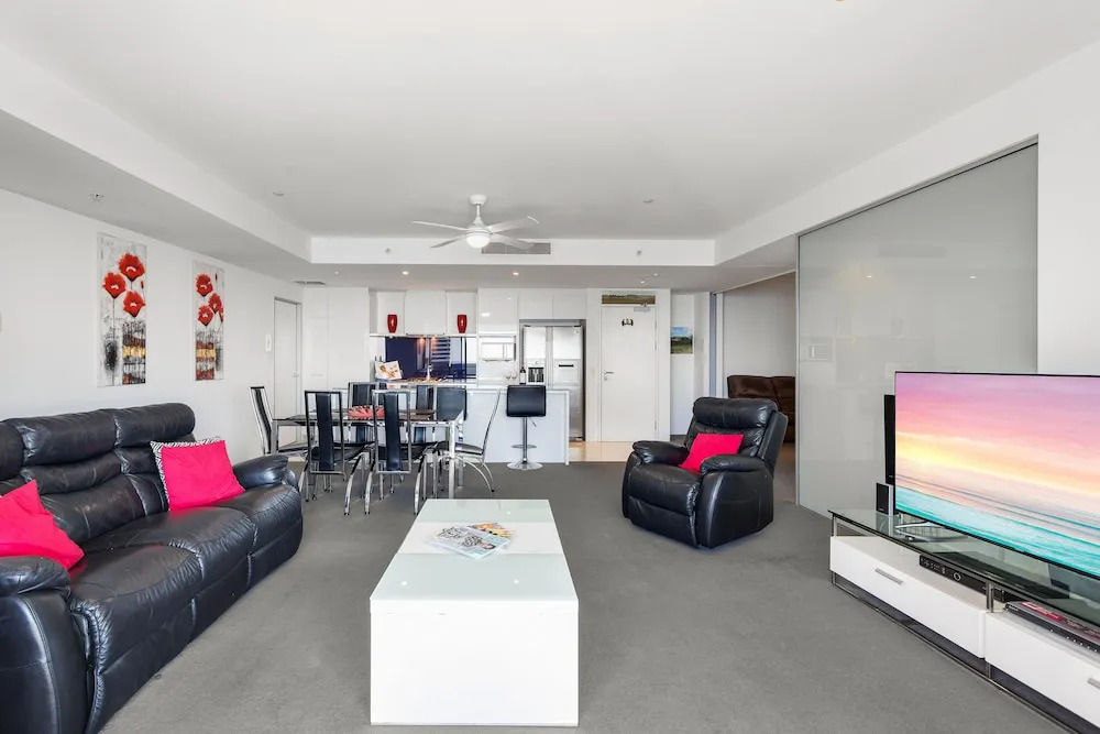Circle on Cavil Holidays Gold Coast